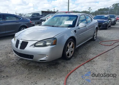 2008 Pontiac Grand Prix Gxp z USA, uszkodzony, nr VIN 2G2WC55C081138854